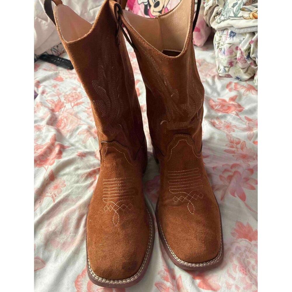 Cowboys boots - Picture 2 of 3
